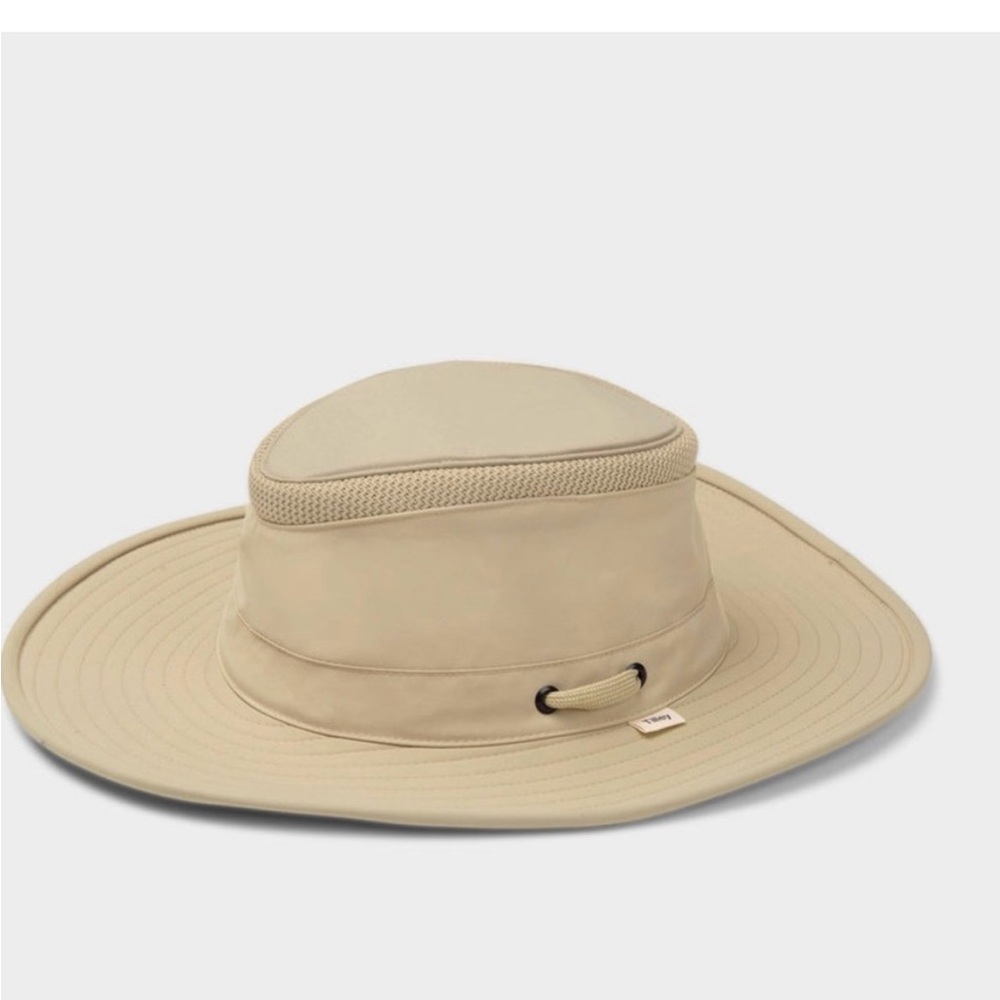 TILLEY LTM6 Unisex Airflo - Adult - 7 1/8 MEDIUM / Khaki Olive Hat